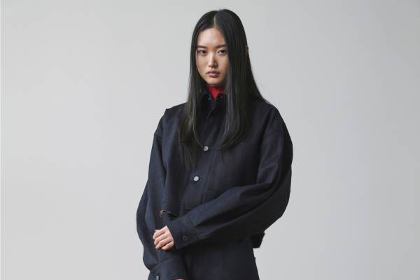 「Y's....」新作ウェア、“朱色”覗くロールアップデニムや2WAYショートジャケット