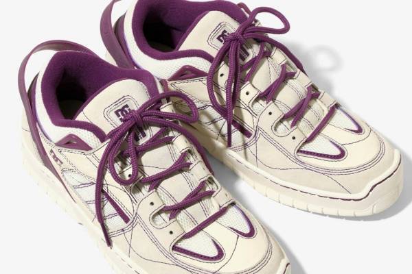 ニードルズ×DC SHOESのコラボスニーカーやセットアップ、パープルをアクセントカラーに