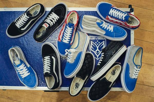 VANS×BUMP OF CHICKENコラボスニーカー、バンド名ロゴ入り「オールドスクール」