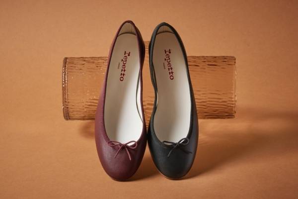 レペット「ヴィーガンバレリーナ」にスムースレザー風"マット”な新作、上品ボルドーカラーなど