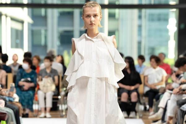 サポートサーフェス 2024年春夏コレクション - 軽やかに、大胆に