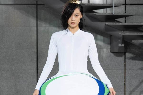 ヨウヘイ オオノ 2024年春夏コレクション - 過去と向き合い、夢を築く