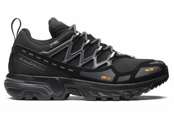 サロモンの新作ユニセックスシューズ、メッシュアッパーに防水素材を採用