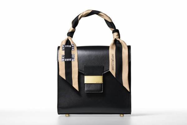 セルジオ ロッシ「sr1」23年秋冬“ふわふわ”テディカットシューズ、トートなどバッグ4型も