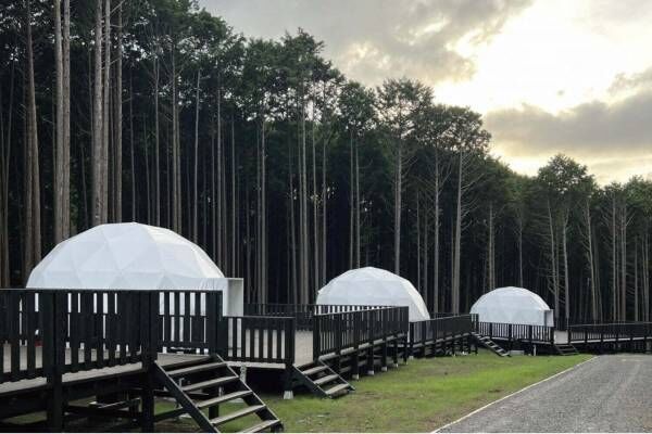 複合観光施設「奏の森リゾート」静岡・伊東にオープン、グランピングやBBQを楽しむエリア＆買い物ゾーン