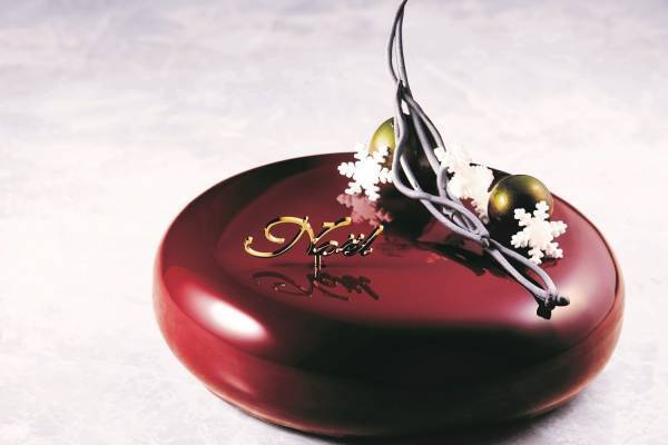 オークラ東京2023年クリスマスケーキ、抹茶クリームブリュレ×チョコケーキや大粒苺ショート