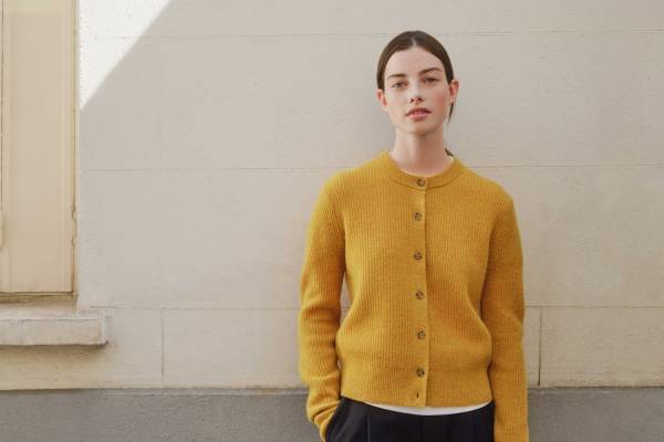 ユニクロ アンド コントワー・デ・コトニエ、“フレンチシック”なボーダーニット＆ワーク風ジーンズ