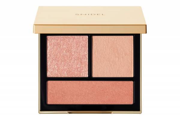 スナイデル ビューティ23年冬コスメ“希望に満ちた”コーラルオレンジの3色アイパレ、ルミネ新宿2限定