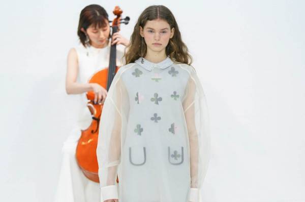 アンテプリマ 2024年春夏コレクション - 踊るように、軽やかに