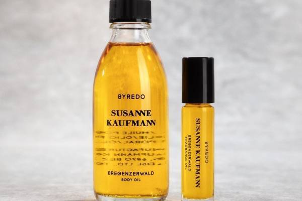 バイレード“アルプスの森の香り”の23年秋フレグランスオイル、スザンヌ・カウフマンとコラボで