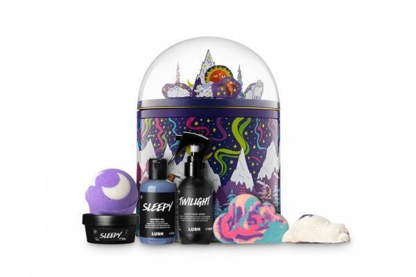 ラッシュ23年クリスマスコフレ第3弾、“オルゴールが鳴る”スノードーム型ボックス入りのバスケアキット