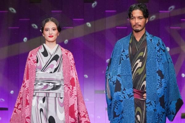 ジョウタロウ サイトウ 2024年春夏コレクション - 夜空に浮かぶ大輪の花火