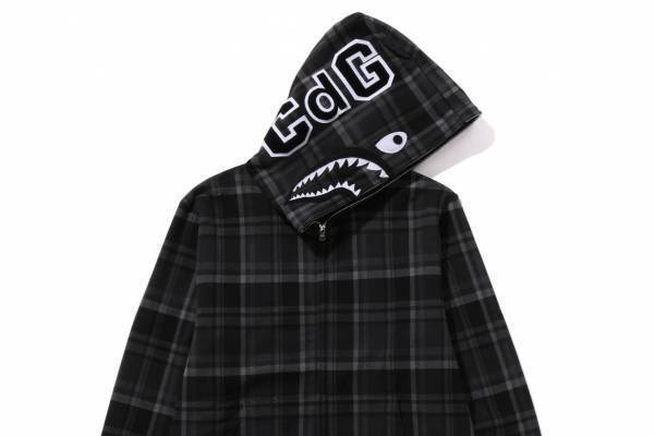ア ベイシング エイプ×コム デ ギャルソン新作、モノトーンチェック柄“シャークフーディ”など