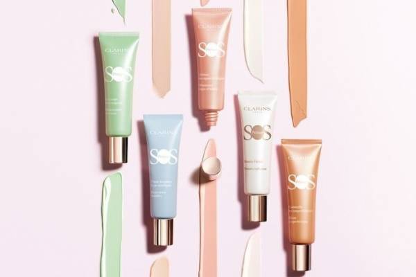 クラランスの人気カラー下地が23年冬にパワーアップ、スキンケア効果搭載でより毛穴レスな輝く美肌へ