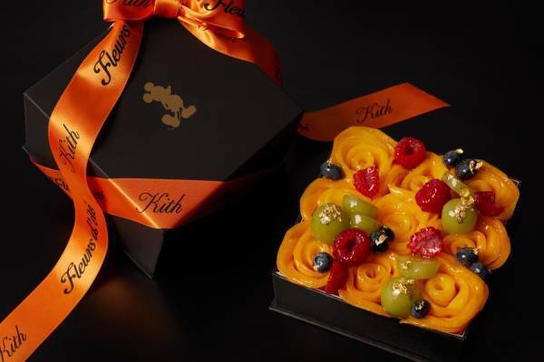 Kith＆été「ディズニー100周年」フルーツケーキやミッキーマウスのデザートプレート、Tシャツも