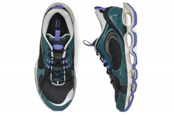 ミズノとグラフペーパーのスニーカー「ウエーブ プロフェシー」グリーン×パープルの異素材アッパーで
