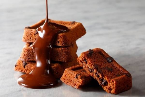 バターバトラー「バターチョコレートフィナンシェ」“チョコチップ入り”しっとり濃厚フィナンシェ