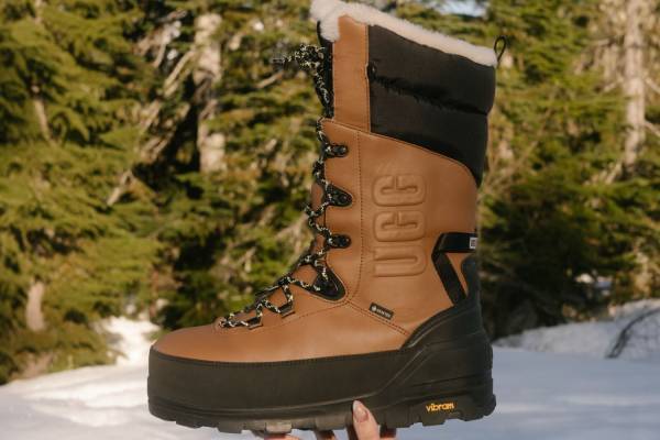 UGG新作コレクション「UGGエクストリーム」機能と見た目にこだわった防水レザーブーツなど