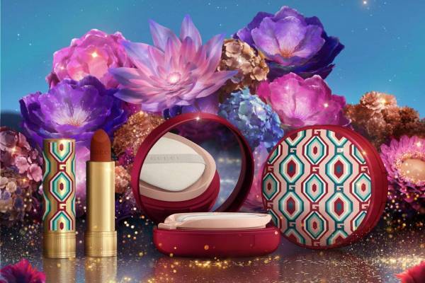 グッチ23年クリスマスコスメ、濃密マットリップ＆クッションファンデが“幾何学模様”にドレスアップ