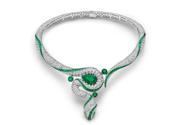 ブルガリのアイコン“蛇”モチーフ「セルペンティ」75周年記念展が原宿で - ハイジュエリー展示など