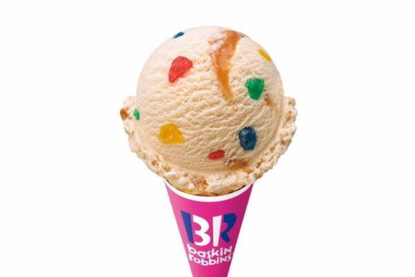 サーティワン×『ハリー・ポッター』、“4つの寮イメージのキャンディ入り”コラボアイスなど