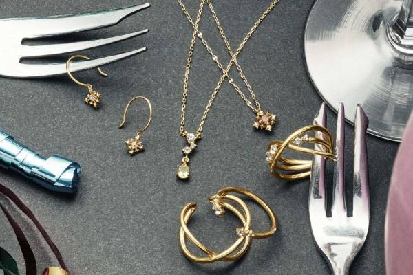 スタージュエリー ガール23年冬ジュエリー、“シャンパンの泡”着想3WAYリング＆ネックレス