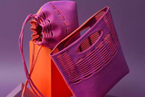 グッド グッズ イッセイ ミヤケ“洗えるニットバッグ”「モッコ」などが集結するイベント、渋谷や大阪で