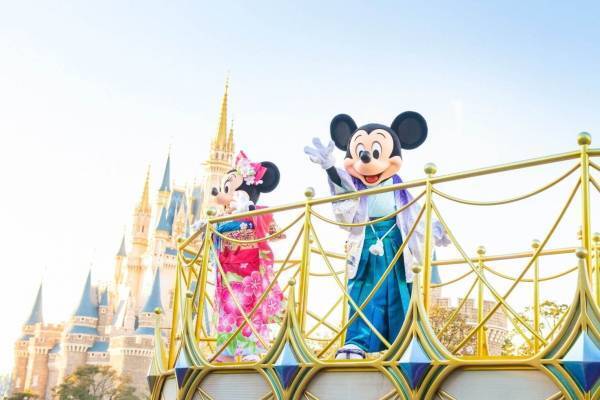 東京ディズニーランド＆東京ディズニーシーの2024年お正月イベント、和服グリーティングや限定グッズ
