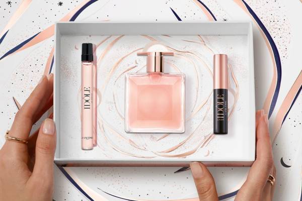 ランコム2023年クリスマスコフレ、人気フレグランス「イドル」「ミ・ラ・ク」の香水現品が主役