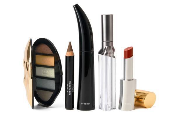 バイレード23年クリスマスコスメ“まるで宝石”ルビーレッドの限定リップ＆物憂げ5色アイパレなど