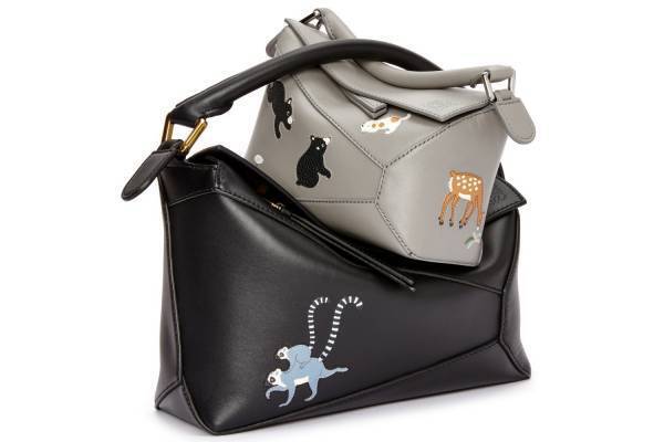 ロエベ×陶芸ユニット「スナ・フジタ」クマモチーフの「パズル」バッグやペンギンのレザー財布など