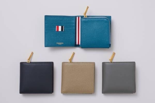 トム ブラウンの財布に鮮やかコバルトブルー＆グレージュの新色、2WAYレザーバッグも