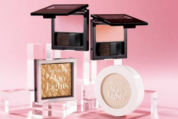 レブロン23年冬コスメ、“上品パール煌めく”血色チーク＆透明感UPのフェイスパウダーの限定色