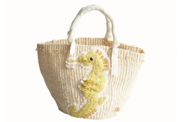 ミュベール「タツノオトシゴ」モチーフのカーディガン＆バッグなど、“ごつごつ”ビーズで表現