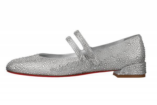 クリスチャン ルブタンのジェーン・バーキン着想シューズ「ジェーン」、サテン風レザーのバレリーナ