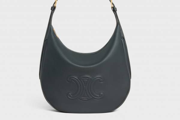 セリーヌ “曲線”フォルムの新作バッグ「エロイーズ」トリオンフキャンバスやカーフスキンで