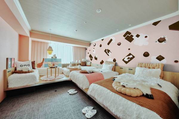 OMO7旭川 by 星野リゾート、シロクマづくしの限定宿泊プラン「シロクマバレンタイン女子会」