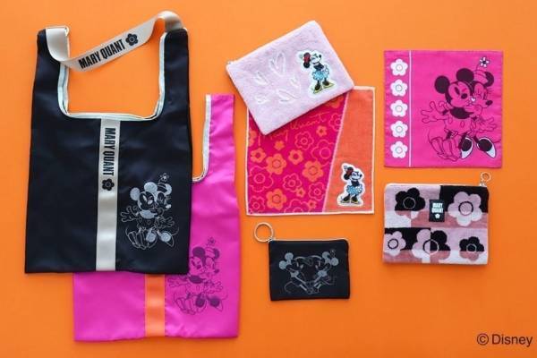 マリークヮント「ディズニー」ミッキーマウス＆ミニーマウスを描いたファスナー付きタオルやエコバッグ