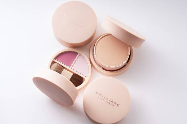 ブリリアージュ23年冬コスメ、“スモーキーピンクカラー”でこなれ旬顔を作るマルチコンパクト