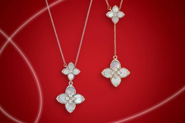 アンテプリマ23年クリスマスジュエリー、煌めくフラワーや「ワイヤーバッグ」モチーフのネックレスなど