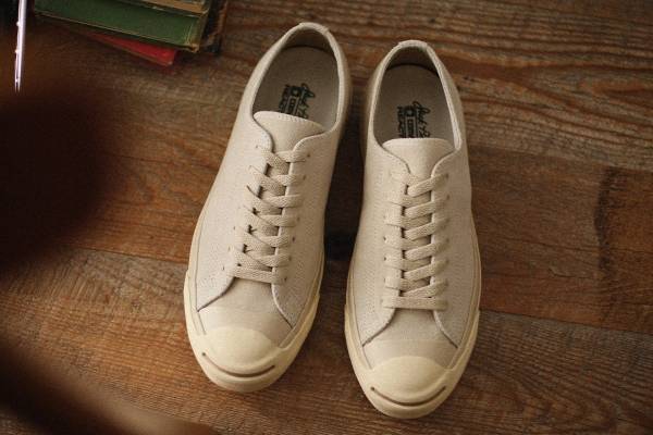 コンバース23年秋冬新作、スエード素材のアイビールック風スニーカー＆“あたたか”ファー生地ブーツなど