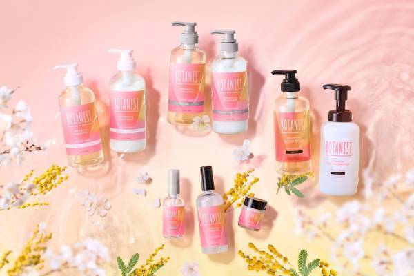 ボタニスト“サクラとミモザの香り”の24年春ヘアケア＆ボディケア、ふわっと香る限定ヘアミストなど