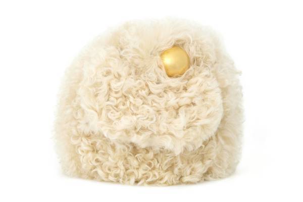 ジル サンダー“ニュアンスカラー”新色「タングル」バッグやシアリングポーチ、クリスマスに向けて