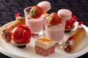 帝国ホテル 東京“魅惑の苺スイーツ”、苺×バラのアフタヌーンティーやバラ香る大人パフェ