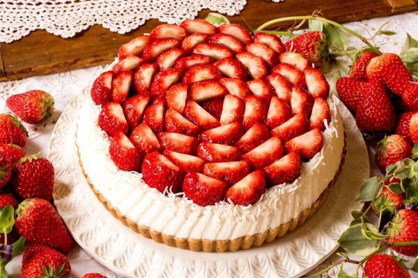 キル フェ ボン冬限定タルト、濃厚に香る“白イチゴ”タルトや果汁たっぷり柑橘タルトなど