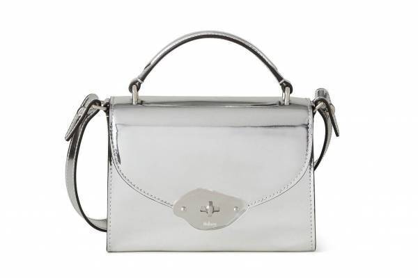 マルベリー“シルバーミラー”のバッグ「ラナ」伊勢丹新宿店限定で、スパンコールが煌めくバッグも