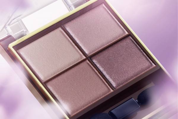 エクセルの人気アイパレ「スキニーリッチシャドウ」24年春限定で“儚げブラウン＆上品モーヴカラー”