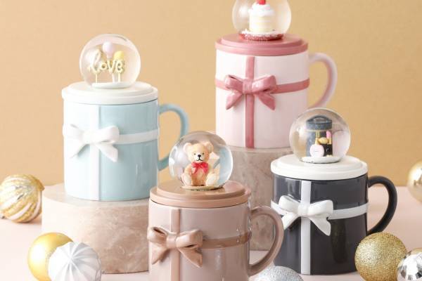 フランフラン“スノードーム付き！？”新作マグカップ、クルエラなど「ディズニーヴィランズ」デザインも