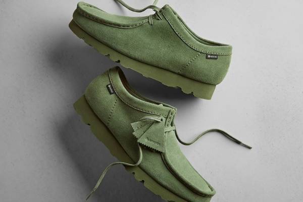 クラークス オリジナルズ23年秋冬「ワラビー」シューズ、コーデュロイ風＆ローファータイプなど
