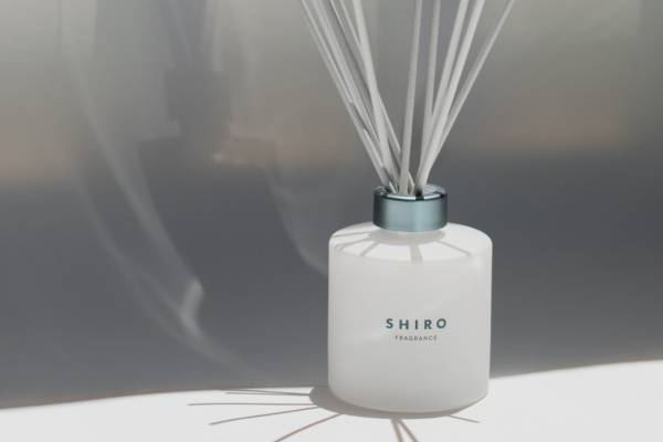 SHIRO「フレグランスディフューザー」が新デザインに、サボンやキンモクセイの香りなど全5種